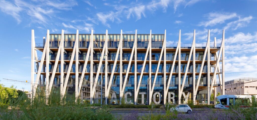 Café des Pros / Spécial solutions d'hébergement